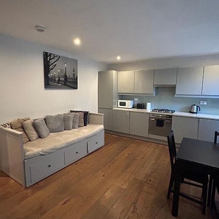 Luxurious Central Soho Apartment Лондон Екстериор снимка