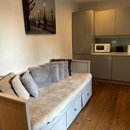 Luxurious Central Soho Apartment Лондон Екстериор снимка