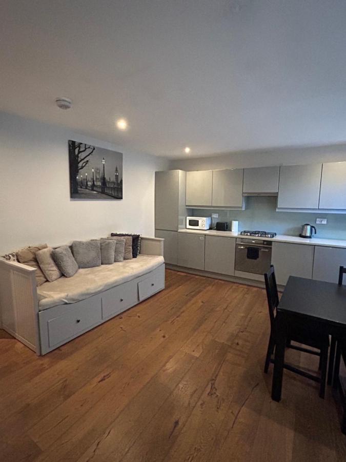 Luxurious Central Soho Apartment Лондон Екстериор снимка